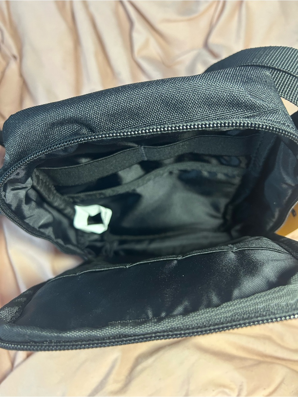 Carhartt Black Crossbody Zip Bag - CompactShoulder Bag - Picture 5 of 9